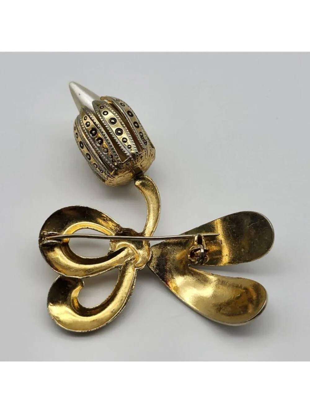 Fabulous vintage damascene faux pearl brooch pin whimsical fun